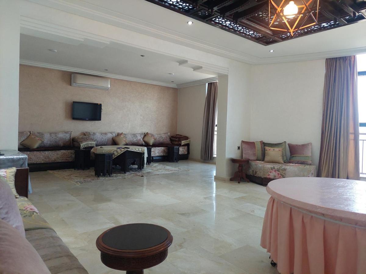 Residence La Corniche Etage 2 Nador Kültér fotó