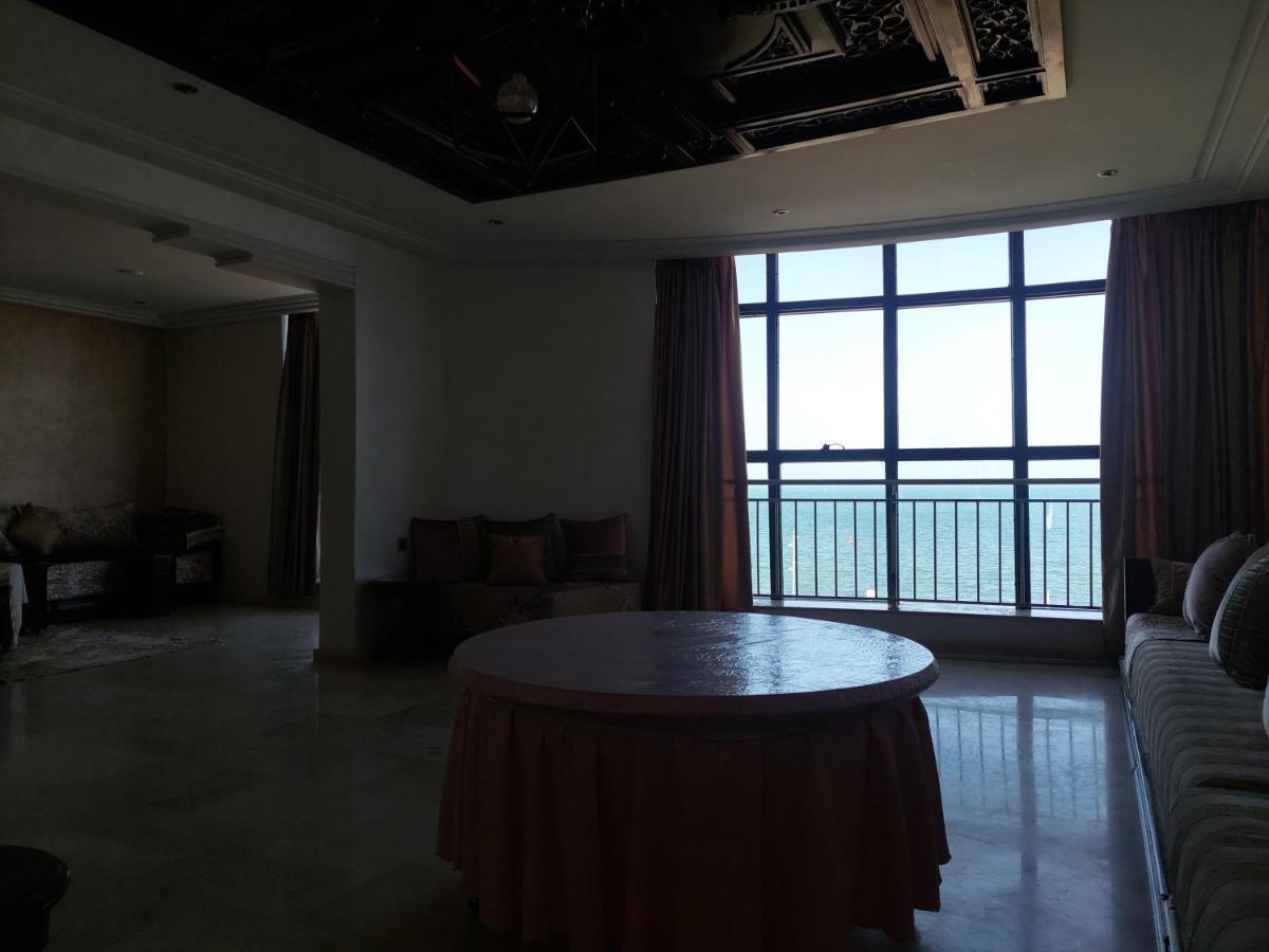 Residence La Corniche Etage 2 Nador Kültér fotó