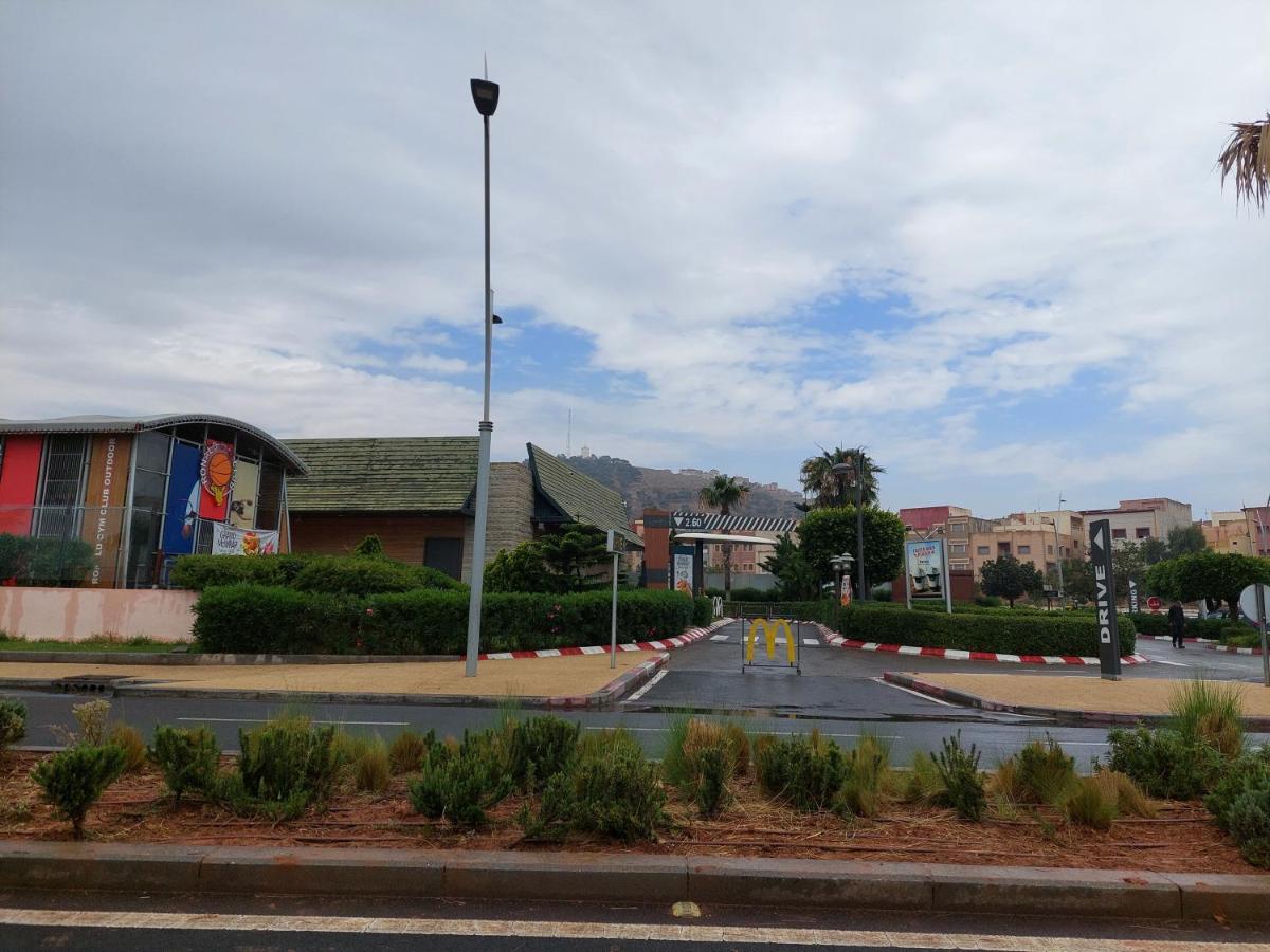 Residence La Corniche Etage 2 Nador Kültér fotó